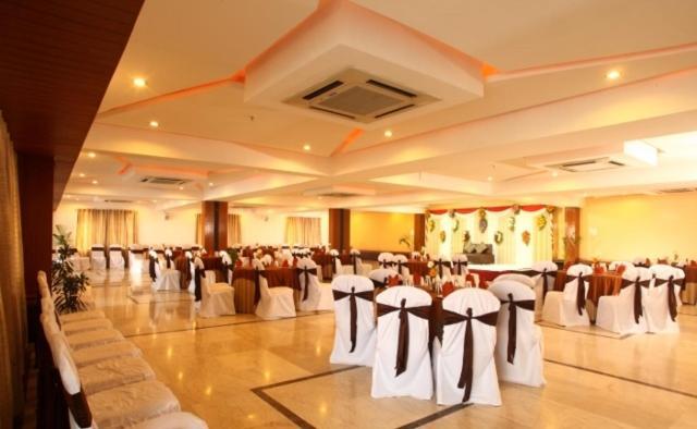 Swagath De Royal Hotel Hyderabad Bagian luar foto